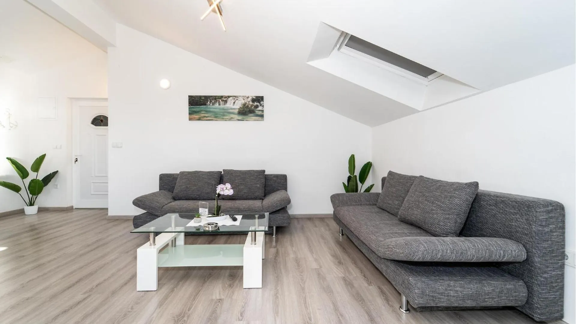 Gorgeous Apartment In Bibinje With Wifi